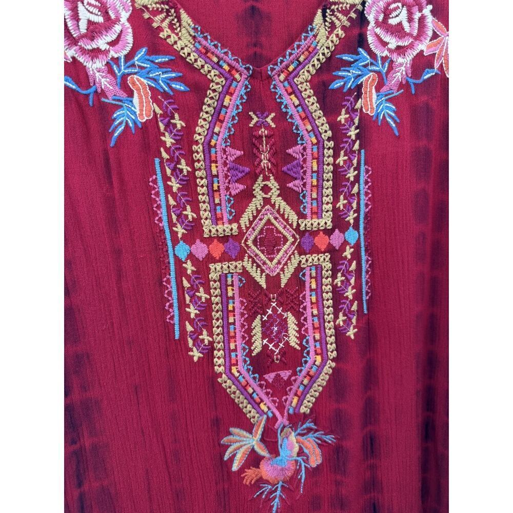 Calessa Women's Roll Tab Sleeve Embroidered V-Neck Tunic Top Size 3X Boho Party - Picture 9 of 9